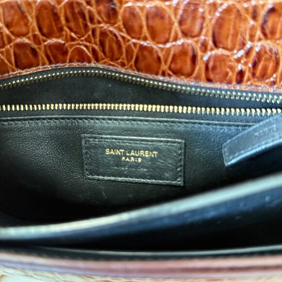 Saint Laurent YSL Patent Turtle Embossed Monogram Cassandra Clasp Bag Rouge - Picture 12 of 13